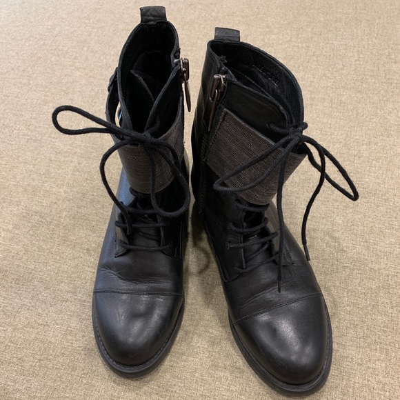 Vince Camuto Shoes - Black Vince Camuto compact boot size 37